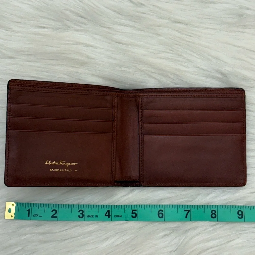 SALVATORE FERRAGAMO - BROWN WOVEN LEATHER BI-FOLD WALLET